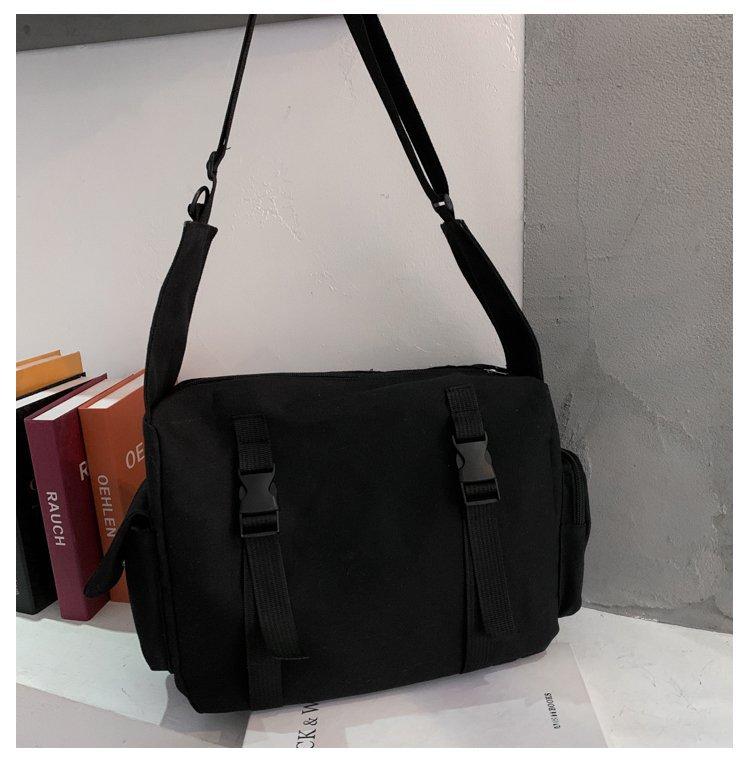 

Холщовая сумка кроссбоди женская в гонконгском стиле большой вместимости японская маленькая сумка-мессенджер женская на плечо кроссбоди простая тканевая сумка чёрный