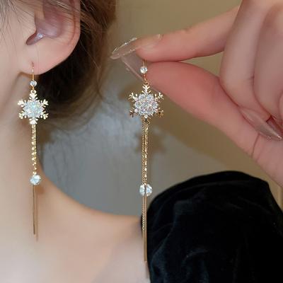 Novos brincos longos de floco de neve com borla de zircônia da moda coreana para mulheres, brincos de declaração de moda, joias, acessórios para festas