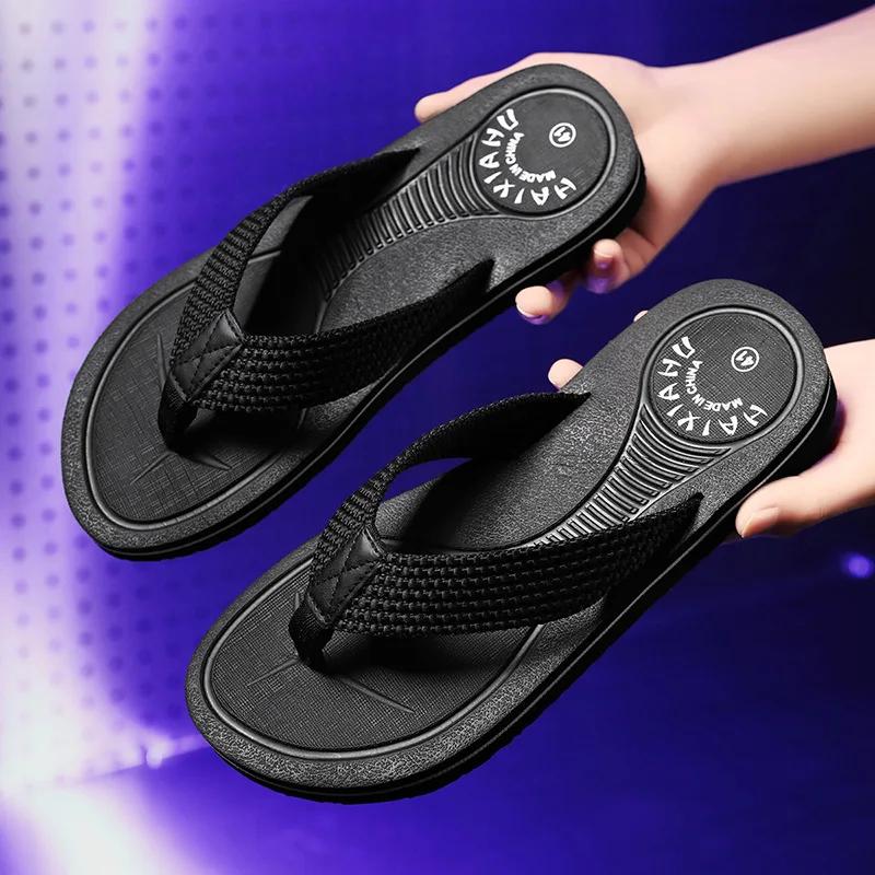 Fashion Men Slippers Outdoor Flip Flops Summer Fashion Open Toe Flat Shoes Non-slip Home Breathable Soft Trendy Men Beach Sandals 2025