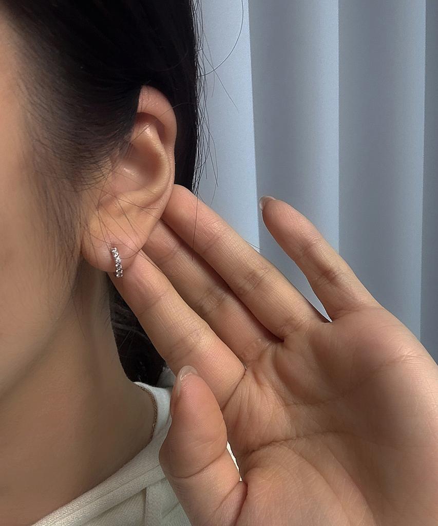 Baradu [Baradu 925] Pave Mini Round Hoop Earrings - M
