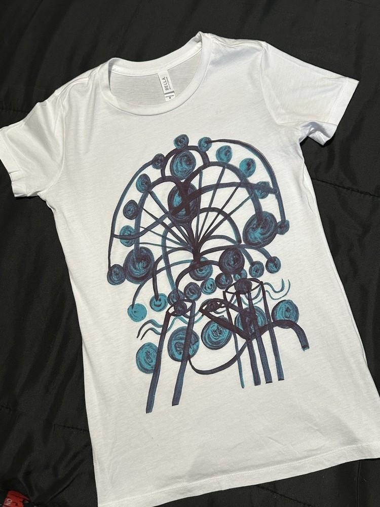 

Bella+Canvas Women’s Graphic ShortSleeve TShirt Size M Comfy amp Light Unisex T-Shirt L