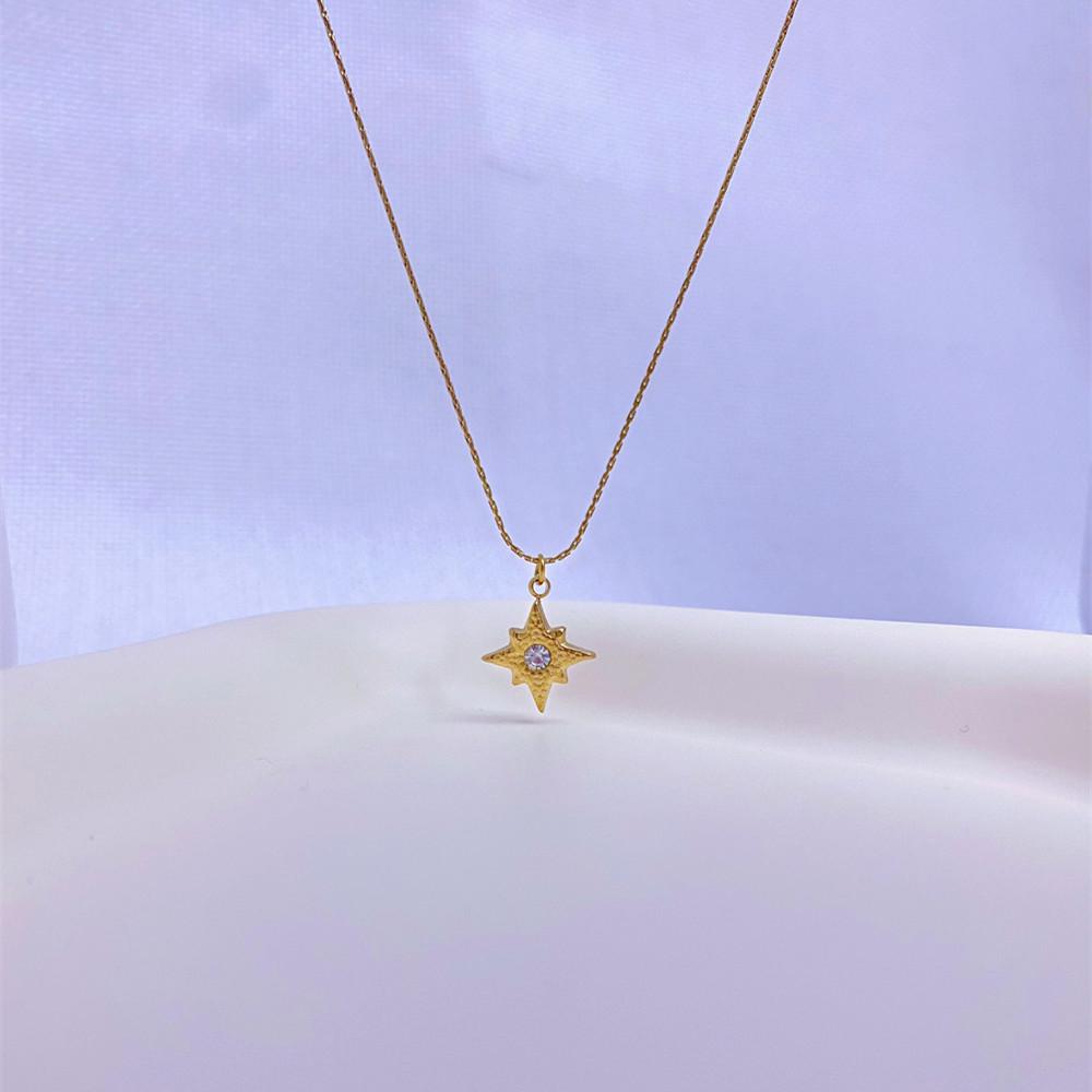 High-End Versatile Titanium Steel Diamond Star Pendant Necklace for Women - Simple Luxury Collarbone Chain