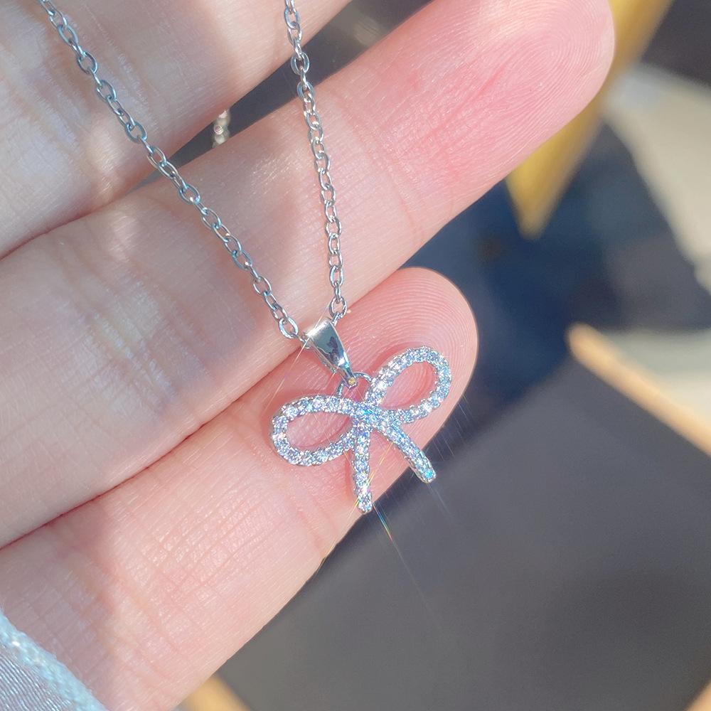Light Luxury Full Diamond Inlaid Zircon Titanium Steel Clavicle Chain Fairy Versatile Delicate Necklace Gift for Girlfriend