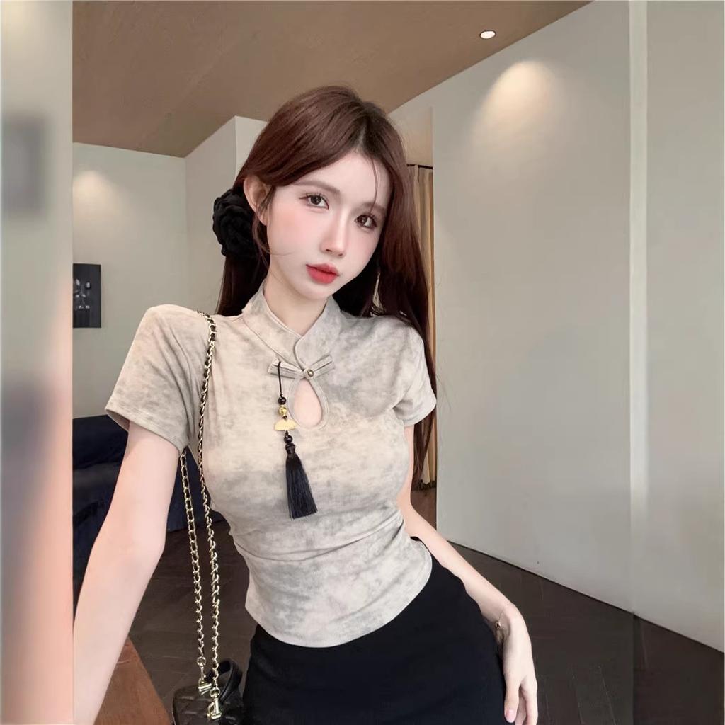 New Chinese Retro Smudged Spice Girl Cheongsam Top Women's Hollow Design Sense of National Style Pendant Disc Buckle Short Sleeve T-shirt Tide