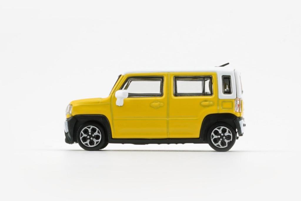 BM CREATIONS Suzuki Hustler 2019 Active Top RHD 1/64 Yellow/White (Finished Model)