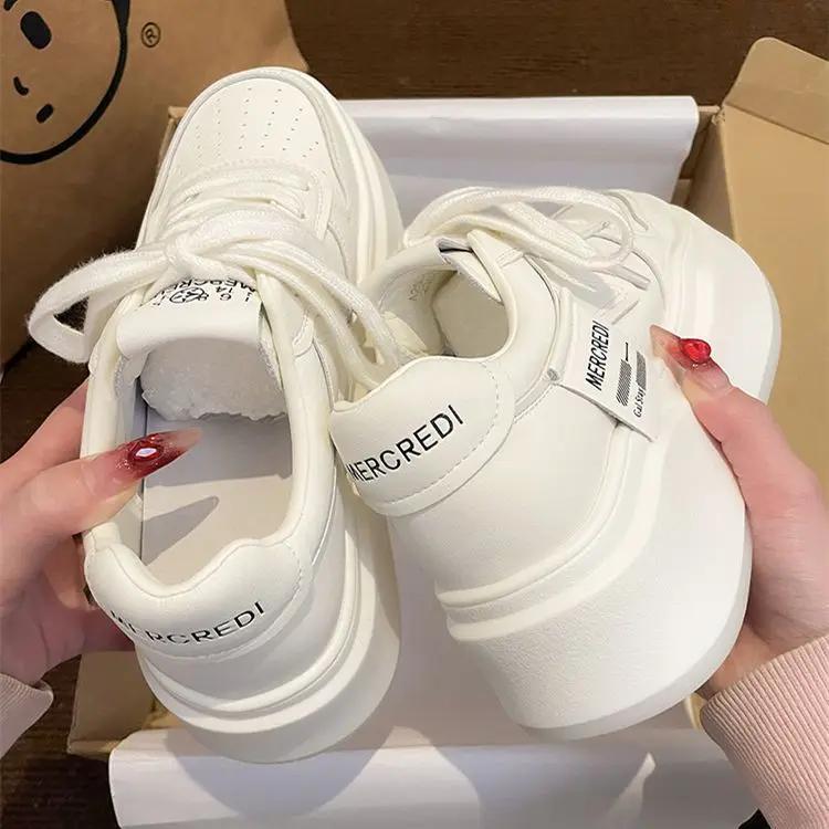 Thick Soled Versatile Height Increasing Casual Skateboard Shoes for Spring Autumn Female Students Outdoor Sports Running Shoes