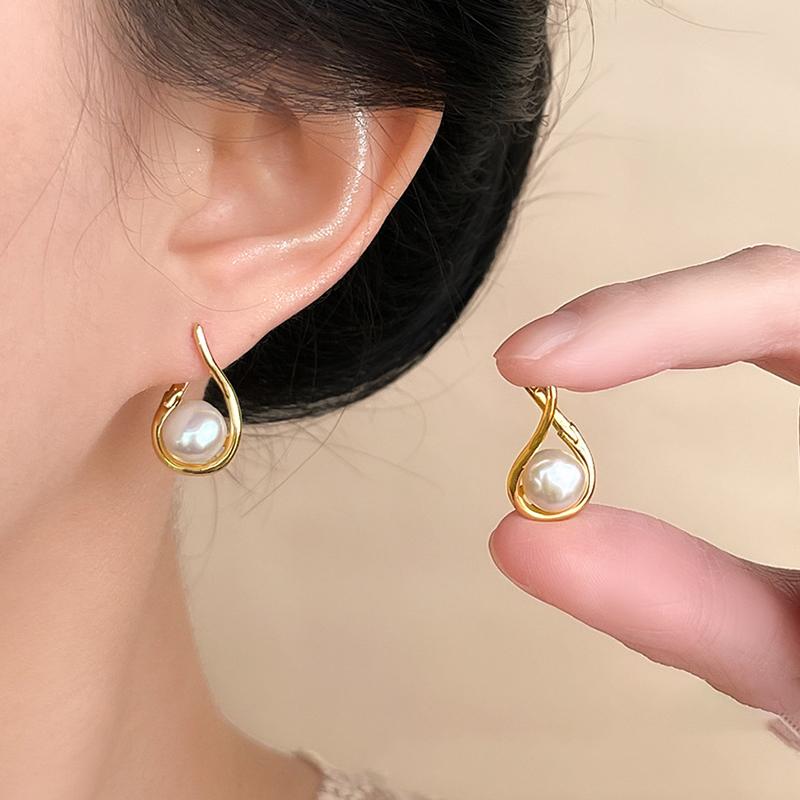 

Line Inlaid Pearl Stud Earrings For Women Temperament French Elegant Party Jewelry Gifts Wholesale