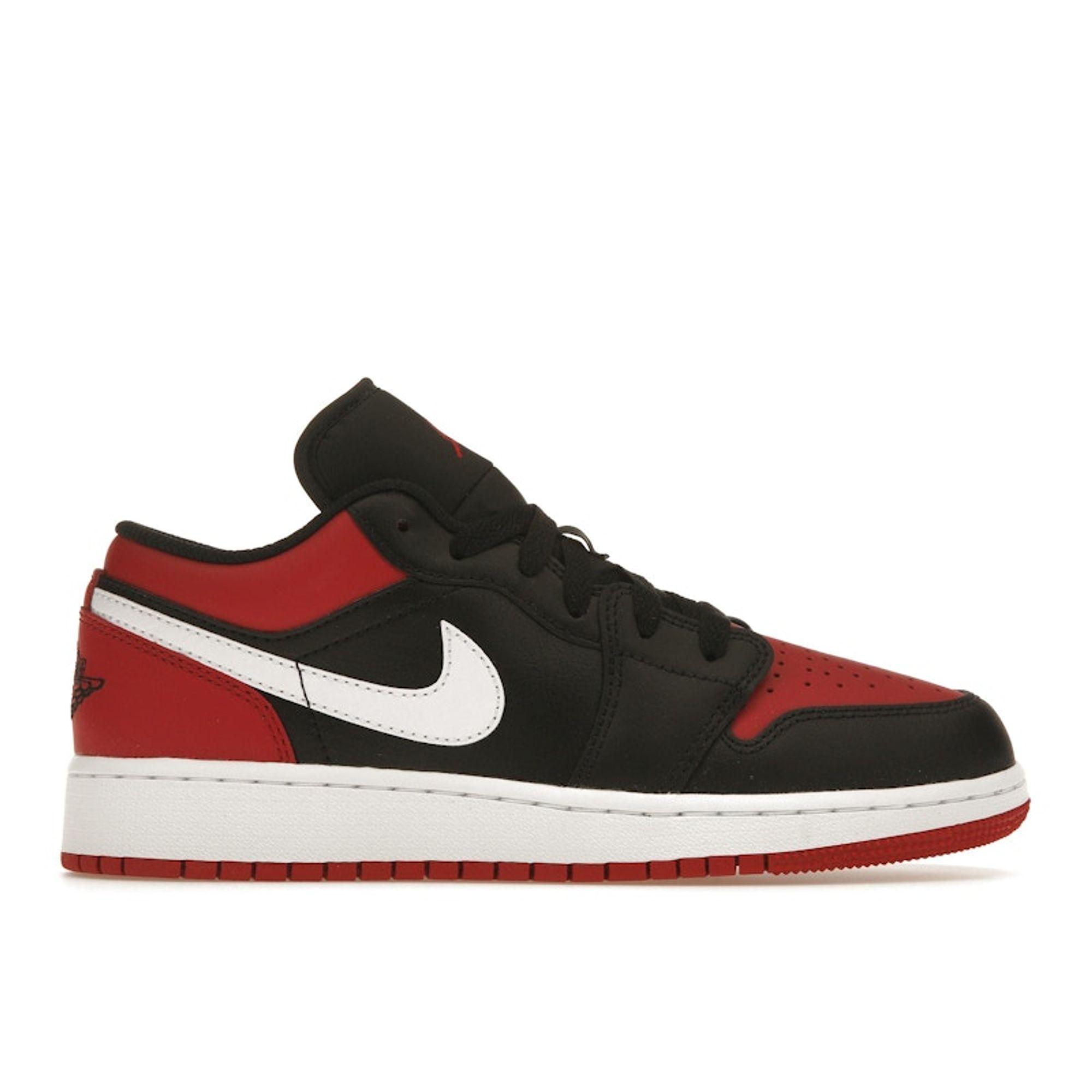 

Детские кроссовки Air Jordan 1 Low GS Alternate Bred Toe Black White Gym-Red 553560-066 38.5
