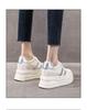 נעלי סניקרס פלטפורמה לבנות עם עקב נסתר, סוליות עבות ועיצוב נושם - אידיאלי ללבוש קז'ואל בסתיו