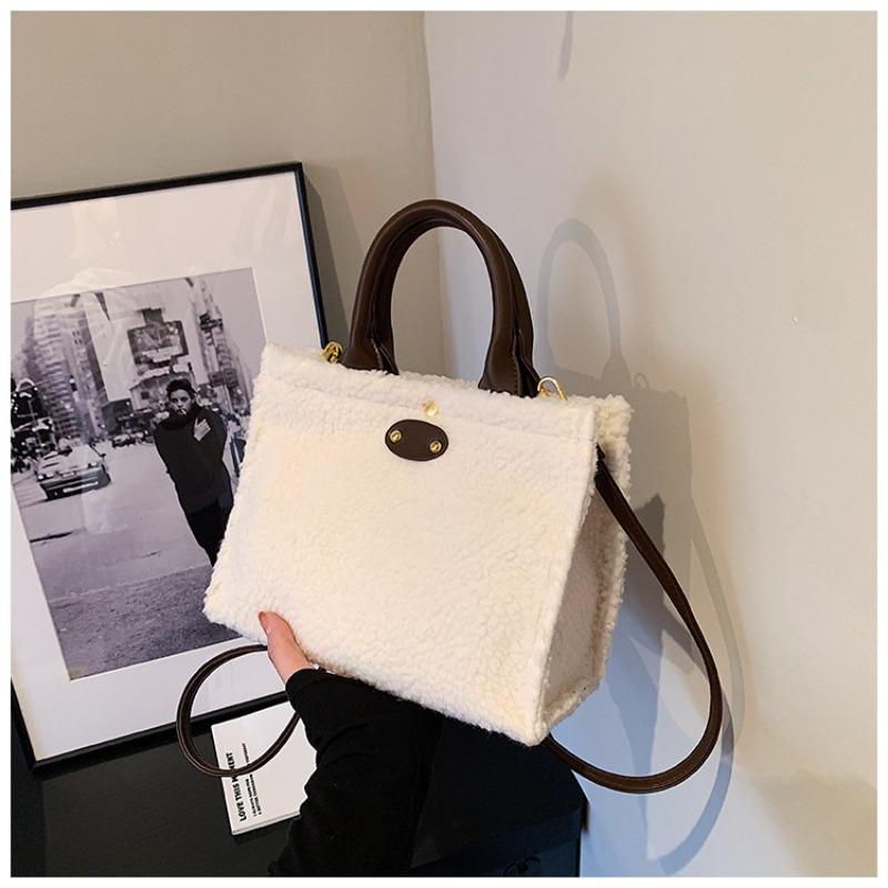 Lamb Wool Plush Bag Women's Large-capacity New Autumn and Winter Messenger Bag Portable Commuter Tote Bag