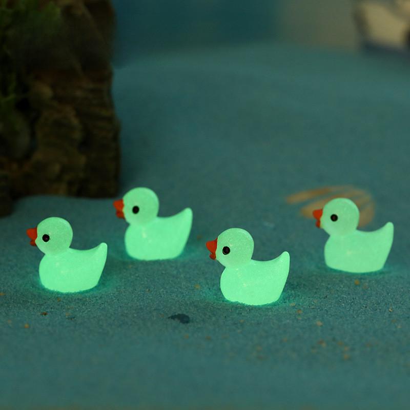 Adorable Glow-in-the-dark Resin Duck Figurine For Creative Decor Accessories