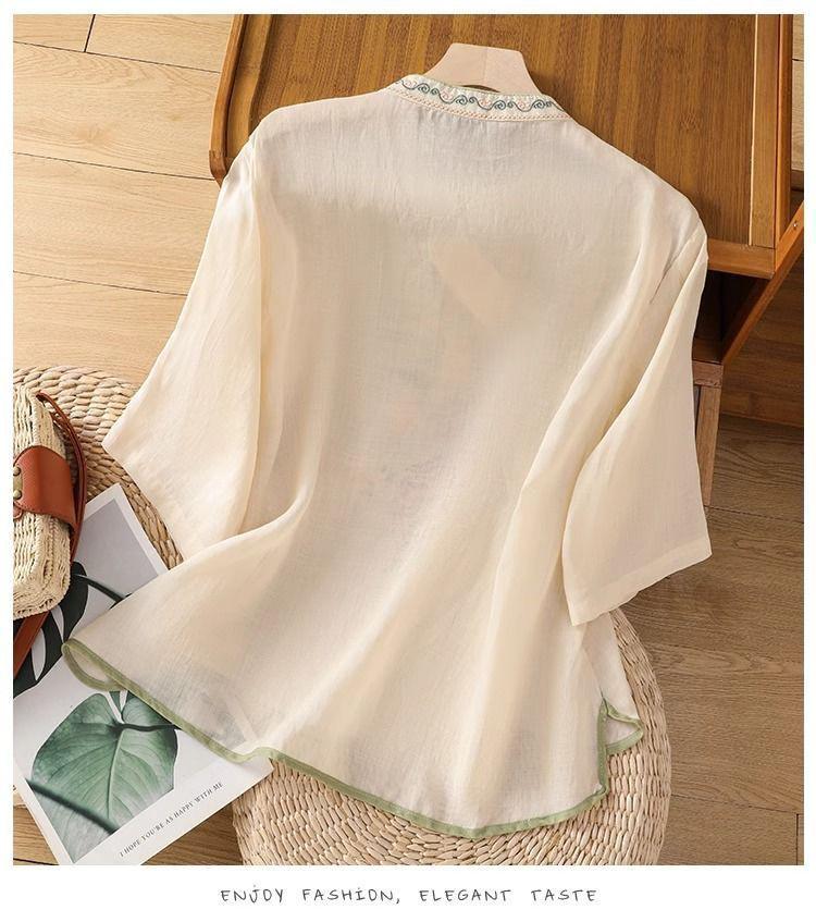Women's Ethnic Embroidered Chinese Style Cotton-Linen Shirt with Frog Buttons and Seven Sleeves