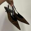Versión de piel de vaca~ cuero extranjero estampado de leopardo zapatos bolso cabeza sandalias de tacón alto para mujer punta tacones altos pequeñas sandalias francesas sandalias