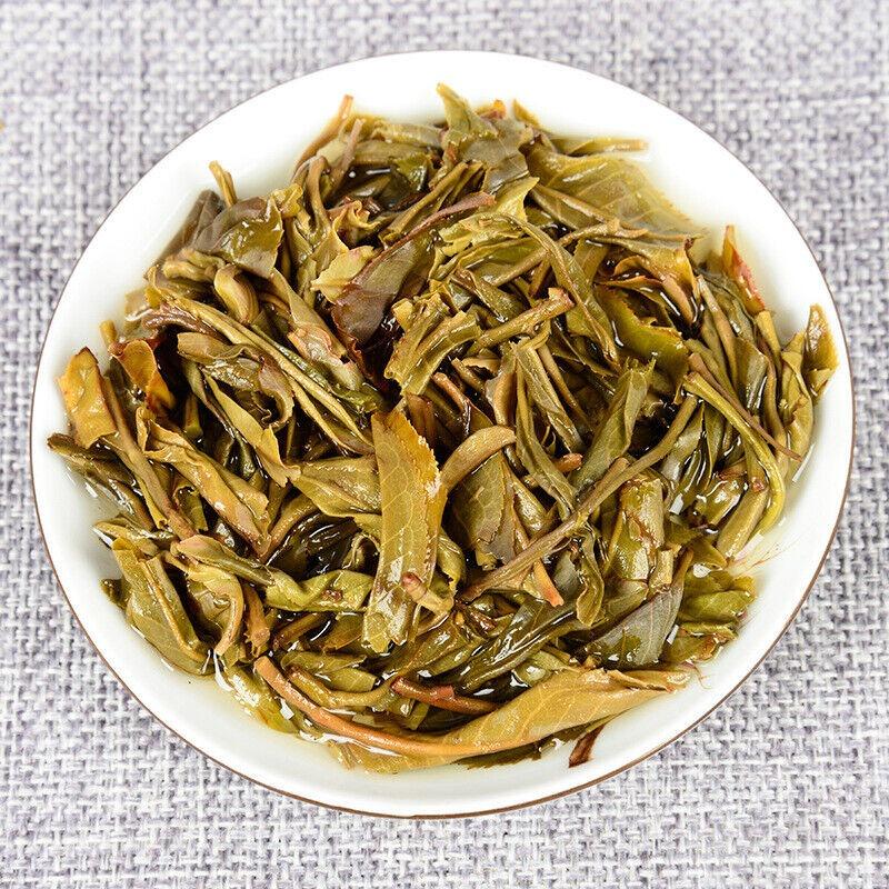 357 g Herbata z ciastem Pu-erh Wu-er Mountain Herbata z wczesną wiosną Surowa herbata z siedmioma nasionami