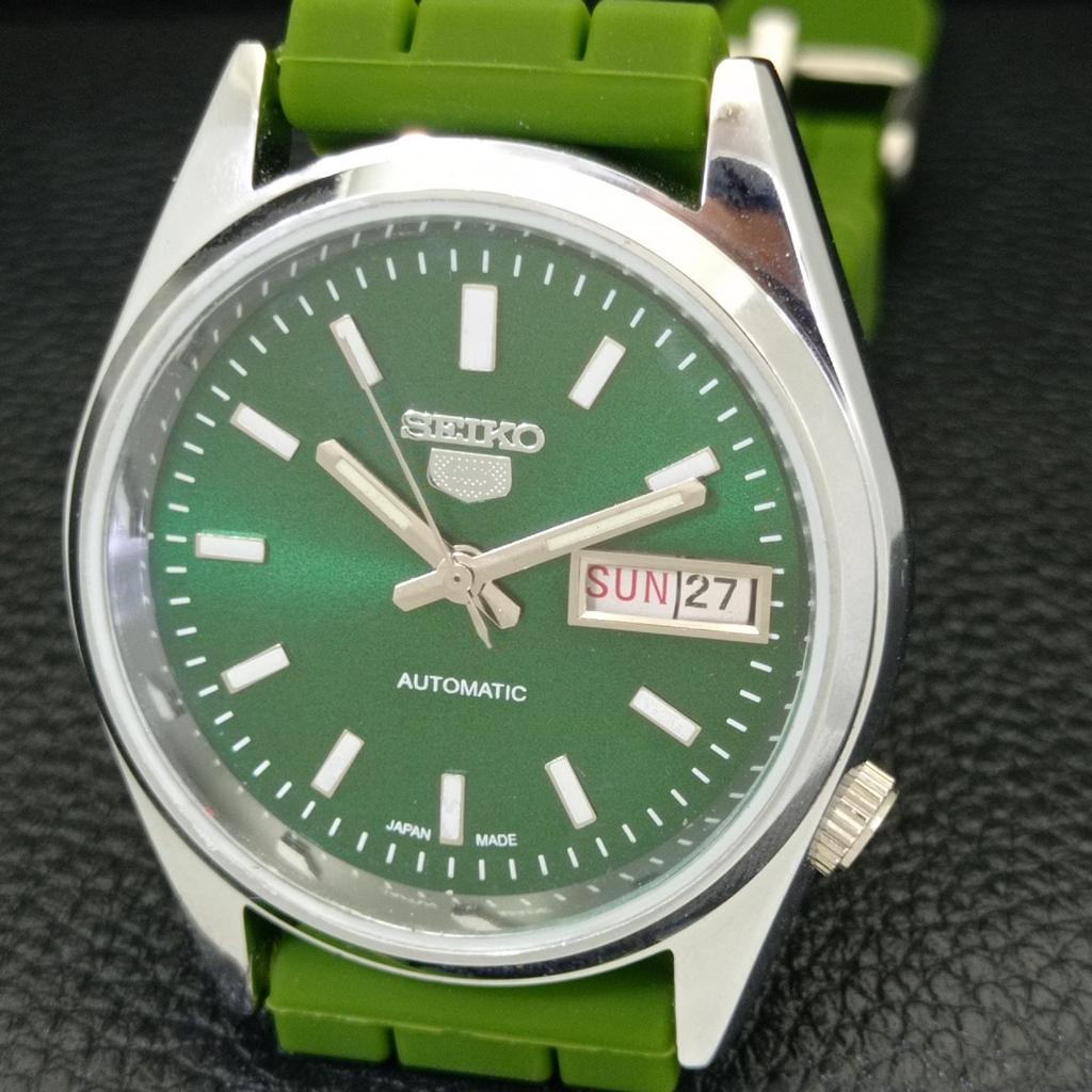 AUTOMATIC VINTAGE REFURBISHED SEIKO 5 JAPAN MENS GREEN DIAL WATCH a440535-9 Sk-a440535-1