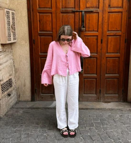 

Европейский и американский женский топ на бретелях с глубоким V-образным вырезом и рукавами-трубами – трендовая мода Extra Large розовый