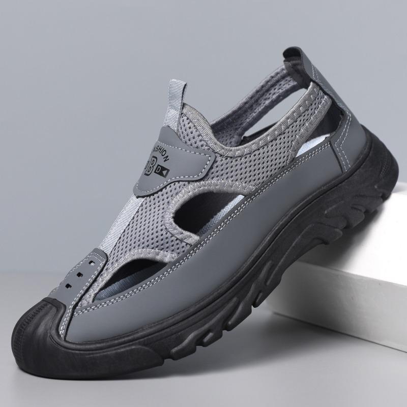 Men's Sandals Summer New Mesh Hole Shoes Beach Shoes Soft Sole Comfortable Outdoor Wading Shoes