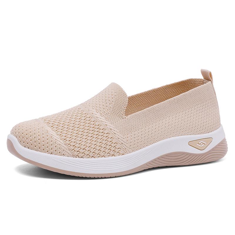 Women's Versatile Slip-On Mom Shoes - Soft Sole, Comfortable Old Beijing Style