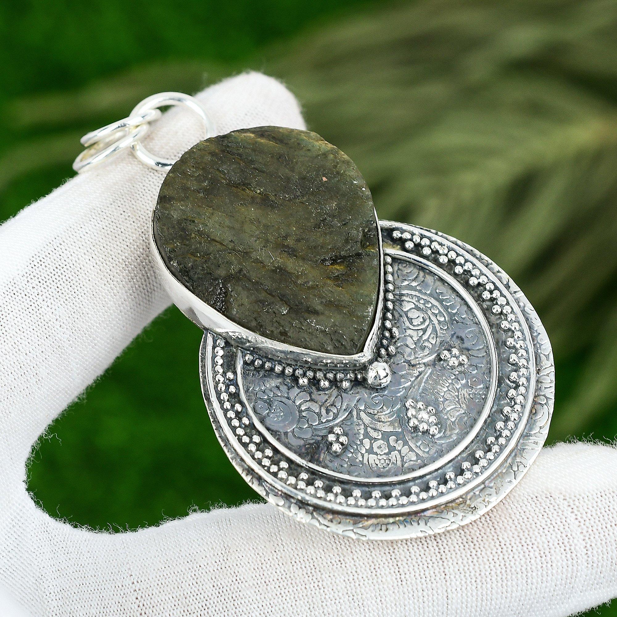 

Friendship Day Sale Sterling Silver Pear Labradorite Stone Daughter Boho Pendant