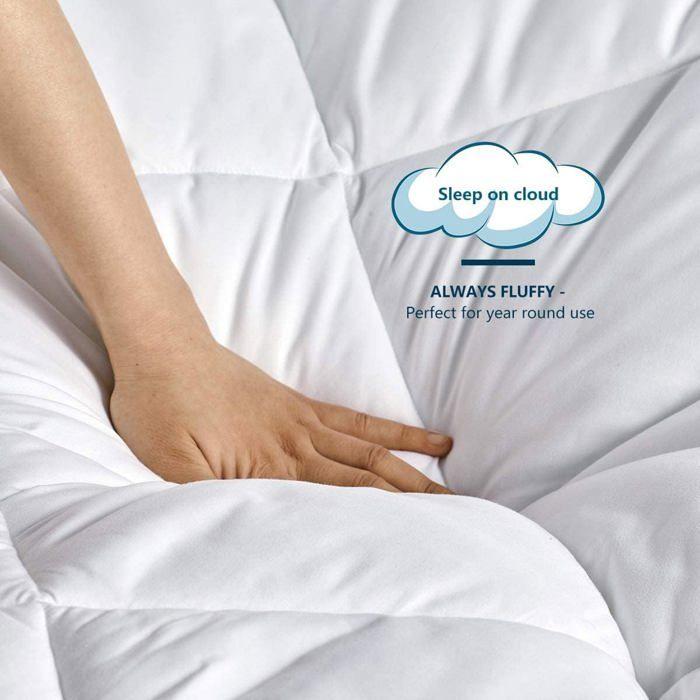 WAVVE Couette Pour Lit 105/120 Cm Fibre 300gr/m², Légère, Douce, Respirante Pour L'automne Et L'hiver (200x220 Cm)