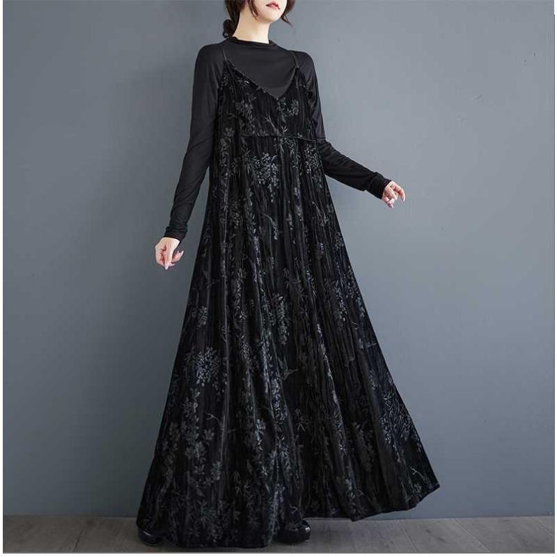 New Retro Niche Dark Jacquard V-neck Temperament Halter Dresses