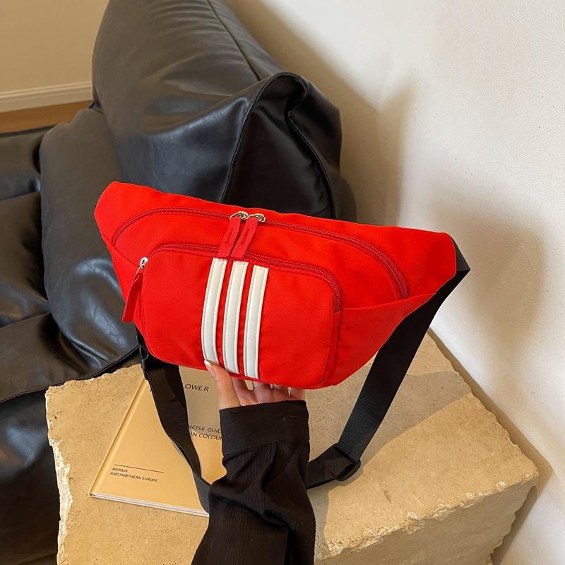 

Сумка большой вместимости женская новая универсальная и легкая на плечо, сумка-мессенджер, спортивная и для отдыха, нагрудная сумка красный