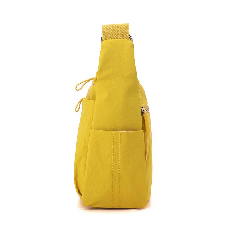 Nylon Cloth Casual Small Crossbody Bag Women Lightweight Casual Messenger Bags  Winter New Simple Fashion Commuter Shoulder Women'S Bag