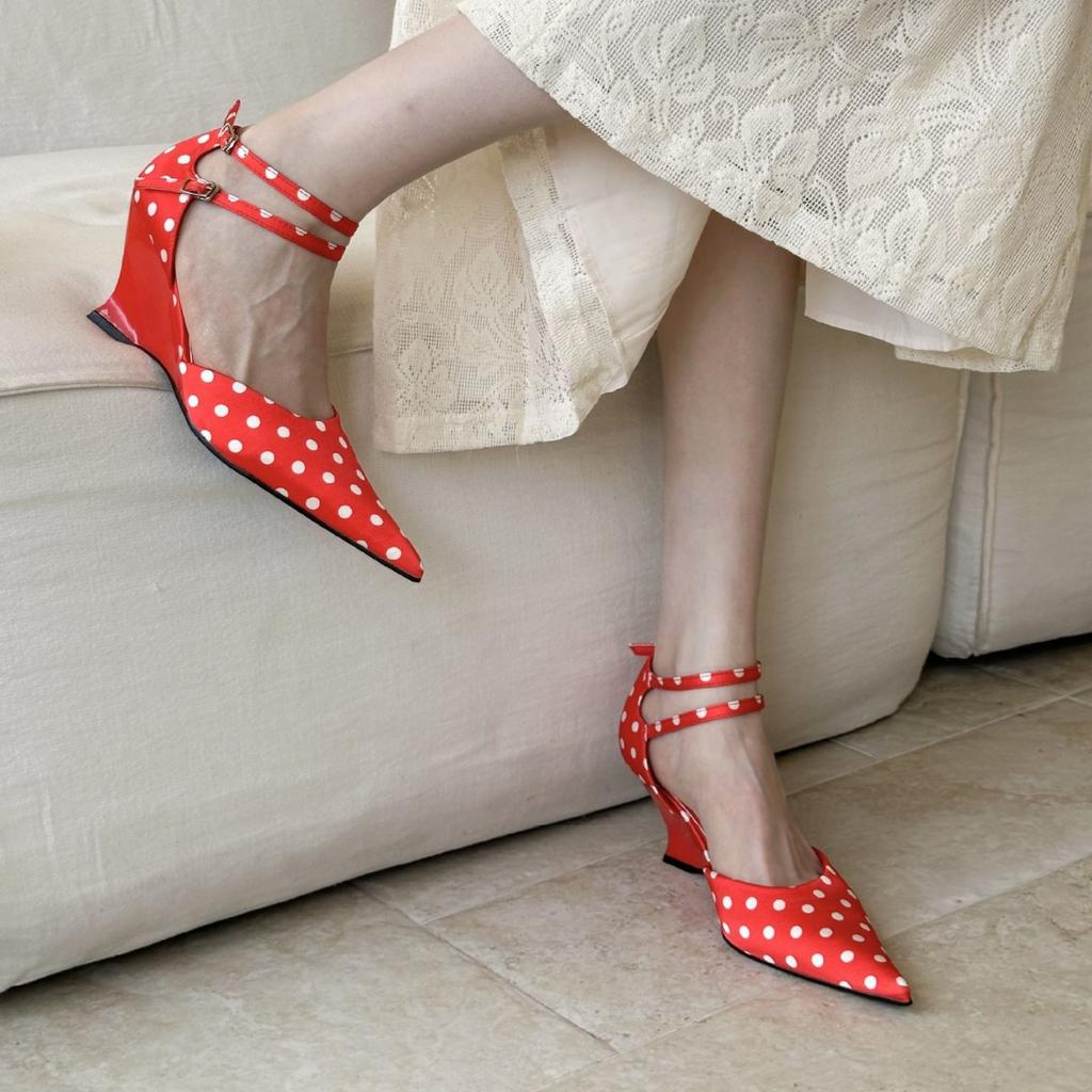 Sandali Eleganti alla Moda da Donna in Raso con Punta Acuta e Zeppa a Pois Stile Francese - Perfetti per l'Uso Quotidiano