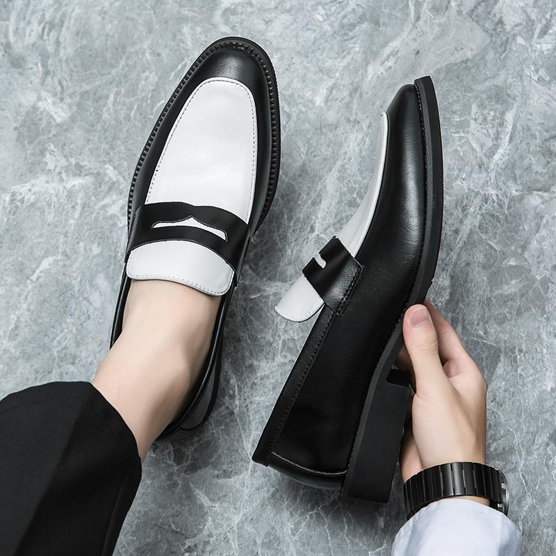 Mocassini Brand di Lusso Italiani da Uomo Scarpe in Pelle Colore Bianco e Nero Slip-on Suola Morbida Scarpe Casual Mocassino da Matrimonio