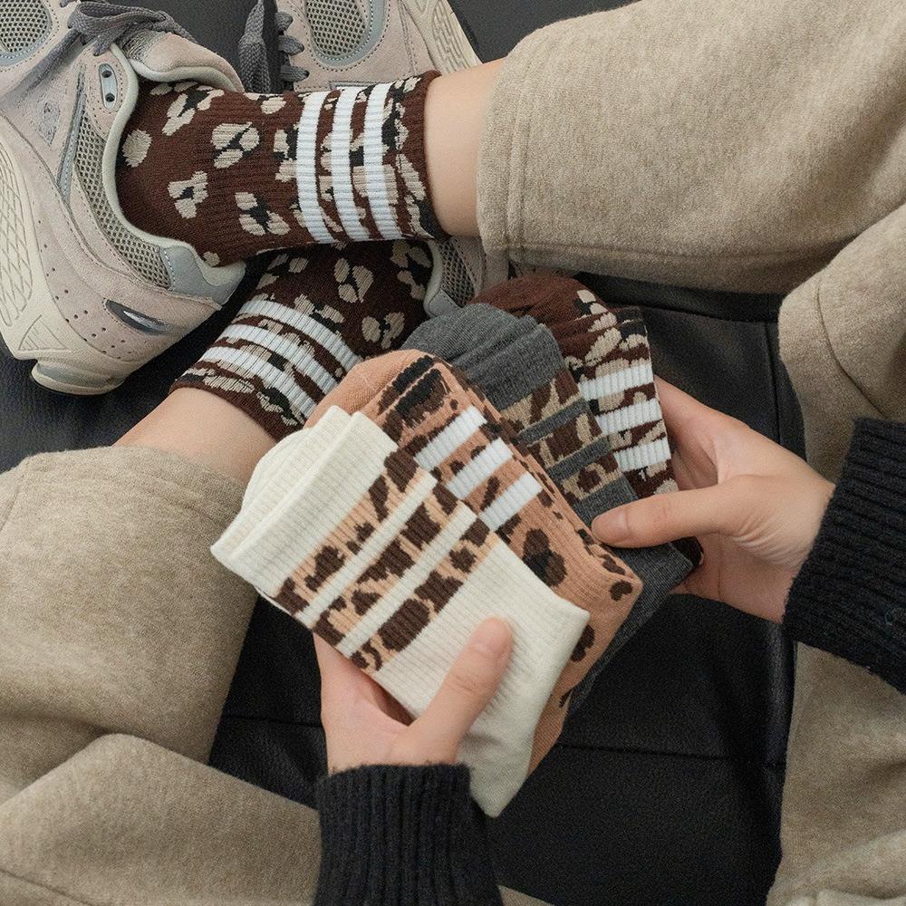 Leopard Print Women's Mid-calf Autumn and Winter Collection, Classic and Versatile Striped Leopard Print Thigh-high Socks