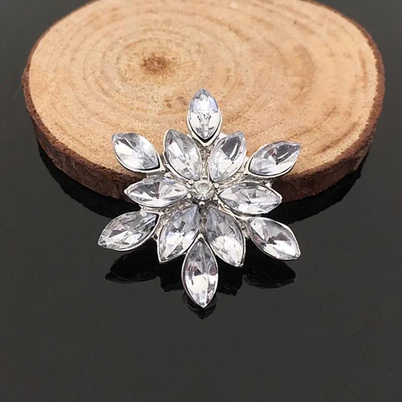 Engood 50Pcs Christmas Snowflake Crystal Rhinestone Button Embellishment DIY Hair Accessories Sewing Trim Embellishment Craft