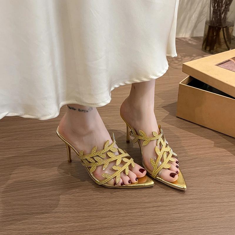 Fashion Black Rhinestone Leaf Cool Drag New Spring and Autumn Pointed Patent Leather Temperament Beautiful Stiletto High Heels