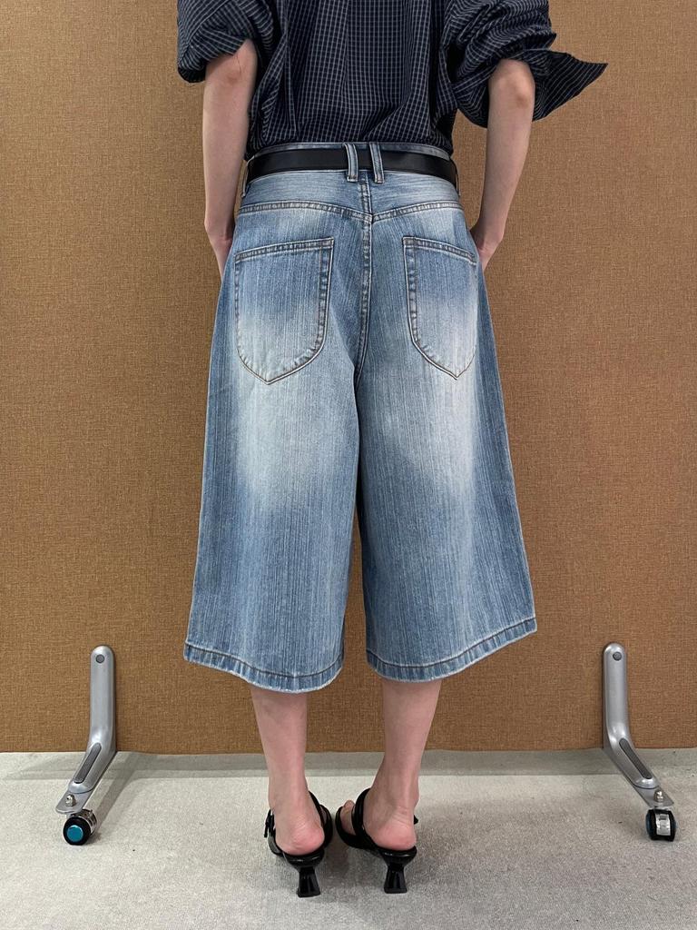 Damen Jeans im amerikanischen Retro-Stil, hellblau gewaschen, distressed, Wide-Leg, cropped, für Frühling/Sommer