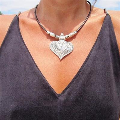 Gift Bohemian Love Heart Alloy Jewelry Women Souvenir 1PC Exaggeration Pendant Necklace Vintage Unique