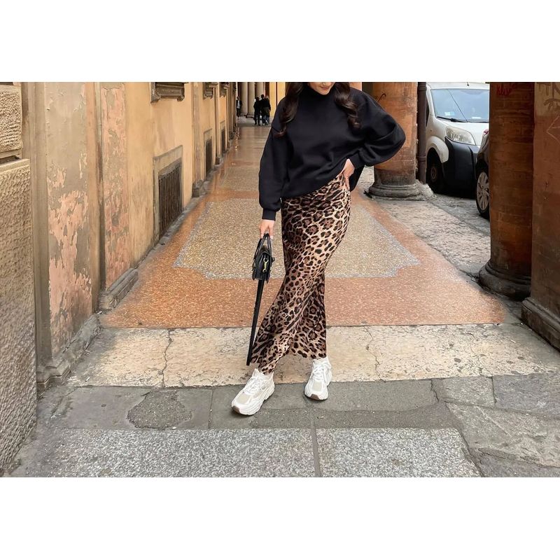 Spring New Women's Clothing Fashion Style High Waist Slim and Sexy Hip Mid-Length Silk Satin Texture Leopard Print Skirt