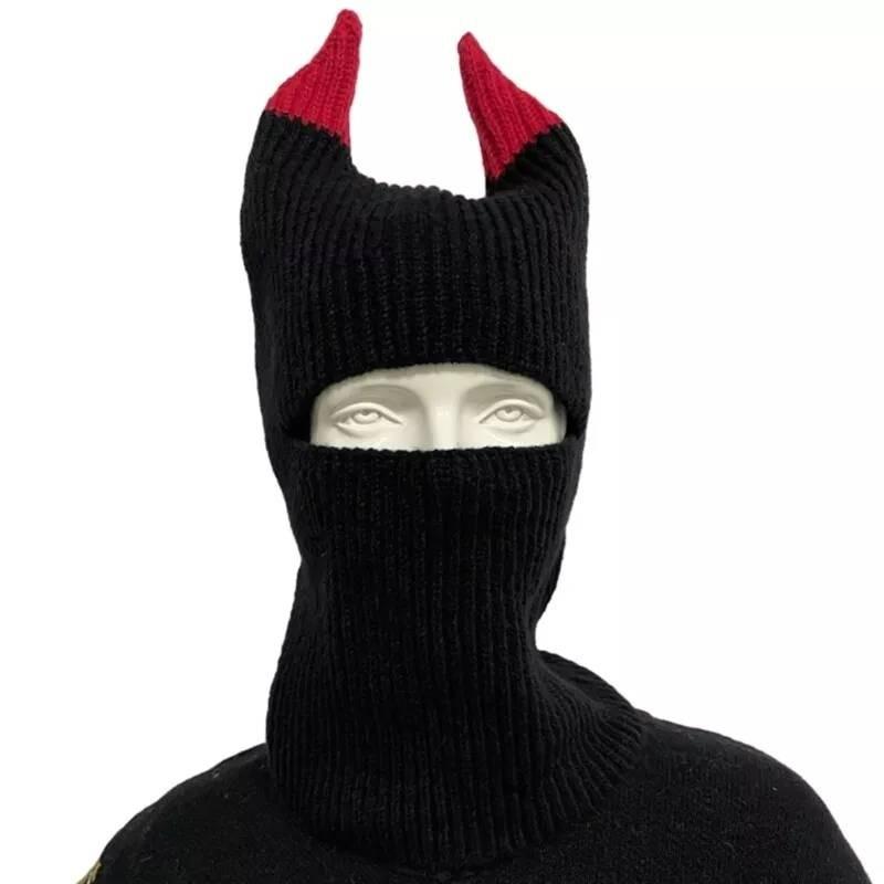 Cozy And Stylish Knitted Beanie Hat With Horns For Halloween Fun And Winter Warmth