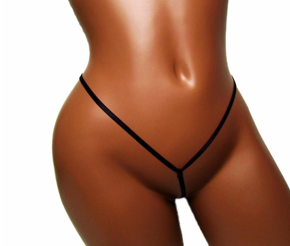 Sinnlicher String mit offenem Schritt