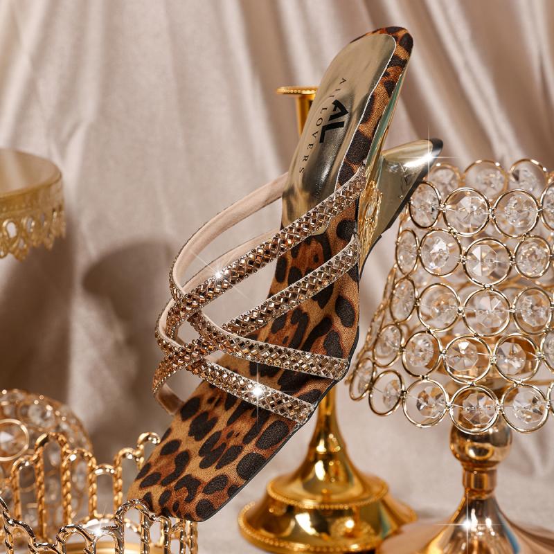 Fashion Brand Design Leopard Slippers Women 2025 Summer Glitter Cross Strap Beach Slides Sexy Slip On Strange Heels Party Shoes