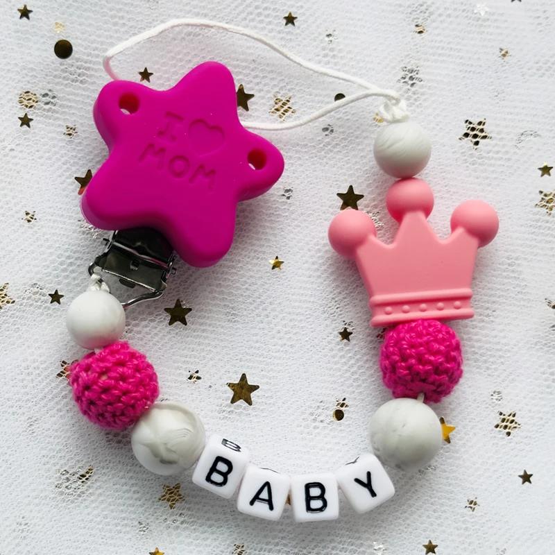 NEUER Individuell Personalisierter Name Schnullerkette Handgefertigte Buchenholz-Kette Silikon-Kronenhalter Schnuller Baby Zahnungsspielzeug Kauspielzeug Geschenk