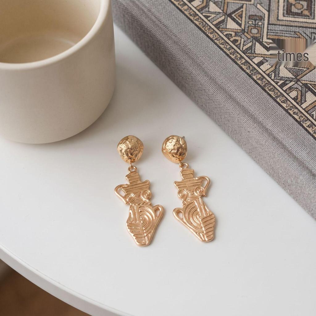 Vintage French Style Gold-Plated Copper Vase Earrings for Women - High-End Luxury Studs