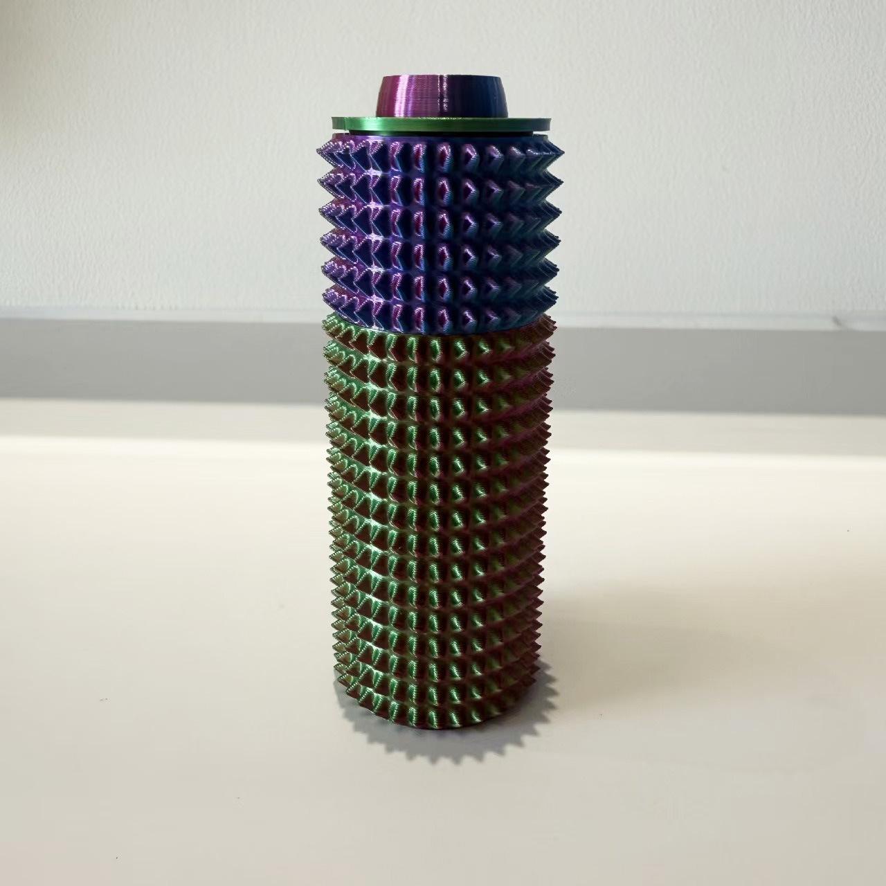 Portable Spiky Roller Fidget Toy: 3D Printed Mini Spinner 9.5*3.5*3.5cm