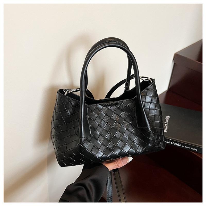 

Popular small bag women s summer new versatile messenger child and mother bag rhombus portable bucket bag