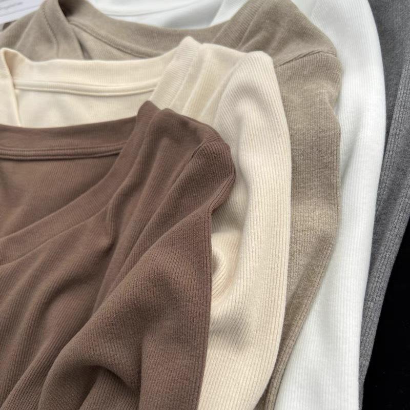 Pulover scurt moale și pufos, cu blană periată de toamnă și iarnă, cu temperament simplu, cu decolteu în V, cu mâneci lungi, cămașă slim și slăbită pentru femei