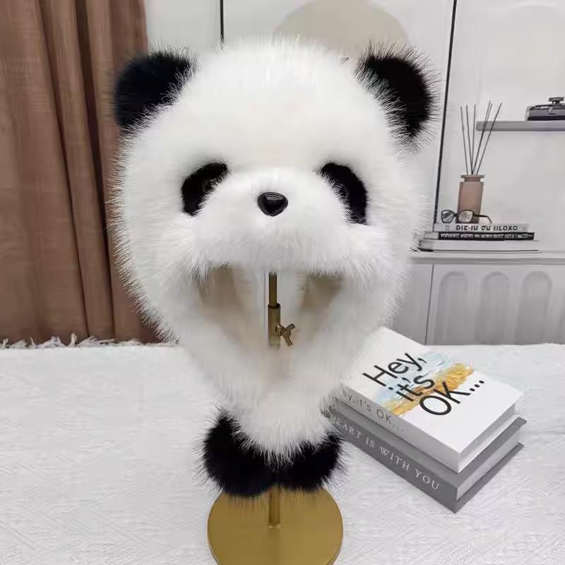 Herbst- & Winter Plüsch Panda Mütze: Dickes Warmes Design mit Fuchspelz-Ohrenwärmern
