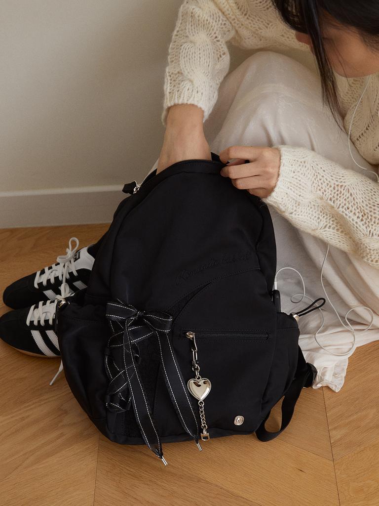 Ovuni Romantic Sneaker Backpack_Black