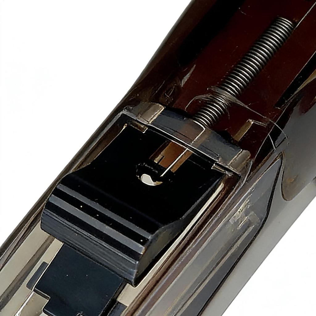 Přenosný sešívač s posunovačem s 50 kancelářskými sponkami, dávkovač, opakovaně použitelný sponkovač na svazky pro stroj na svazování knih, kancelářské potřeby