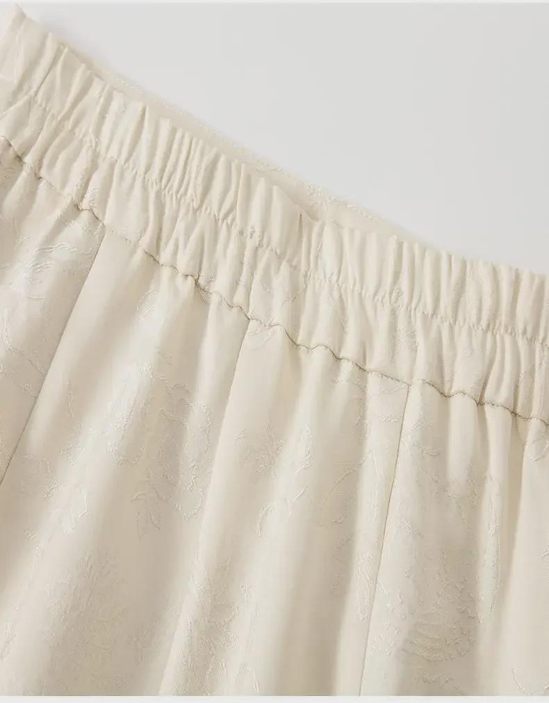 Retro Chinese-Style High-Waist Jacquard Skirt with Beaded Buttons & Hip Slit for Women - Spring/Summer Collection