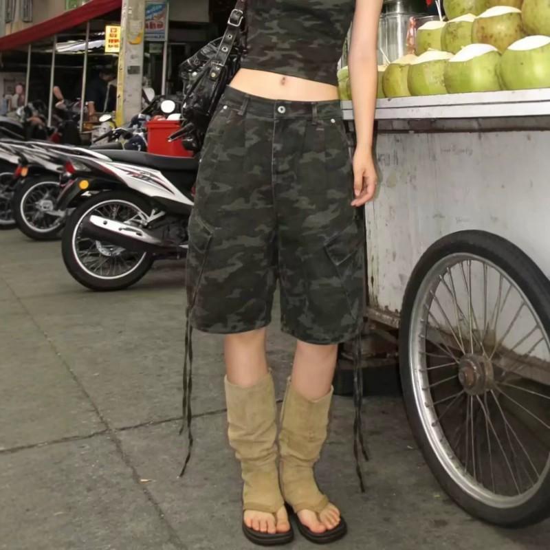 Men Women Loose Fit Cargo Shorts With Camo Print Drawstring Waist Denim Mid-Thigh Pants Casual Wear
