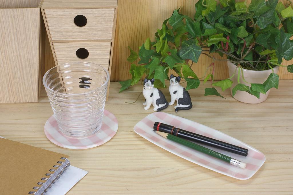 Milky Check Pink Dishwasher Stylish and Cute Ideal for Tea Trays and Waterproof and Perfect for and Made in Japan TATSU-CRAFT Coaster, Safe, Plastic,