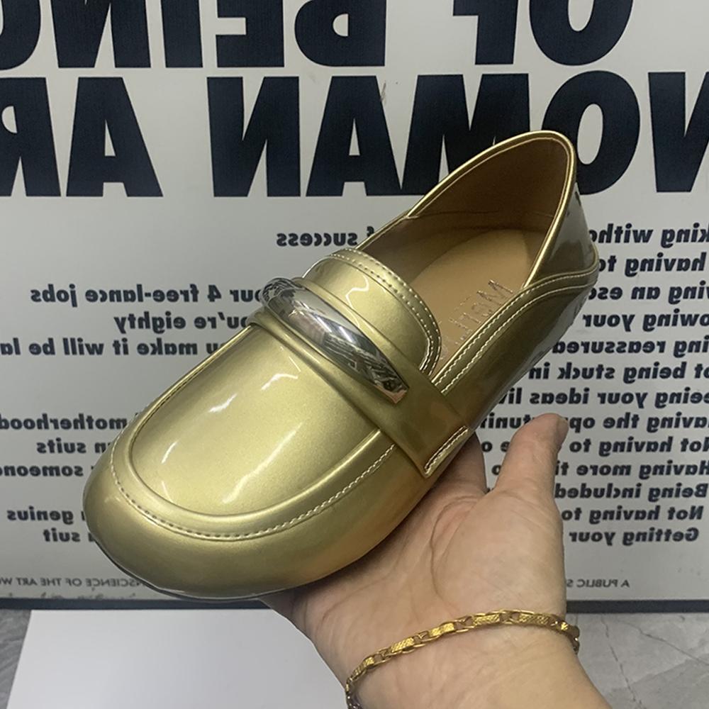 Women Flat Shoes Plus Size Causal Women Loafers Antislip Female Mullers Patent Leather Designer Women Shoes
